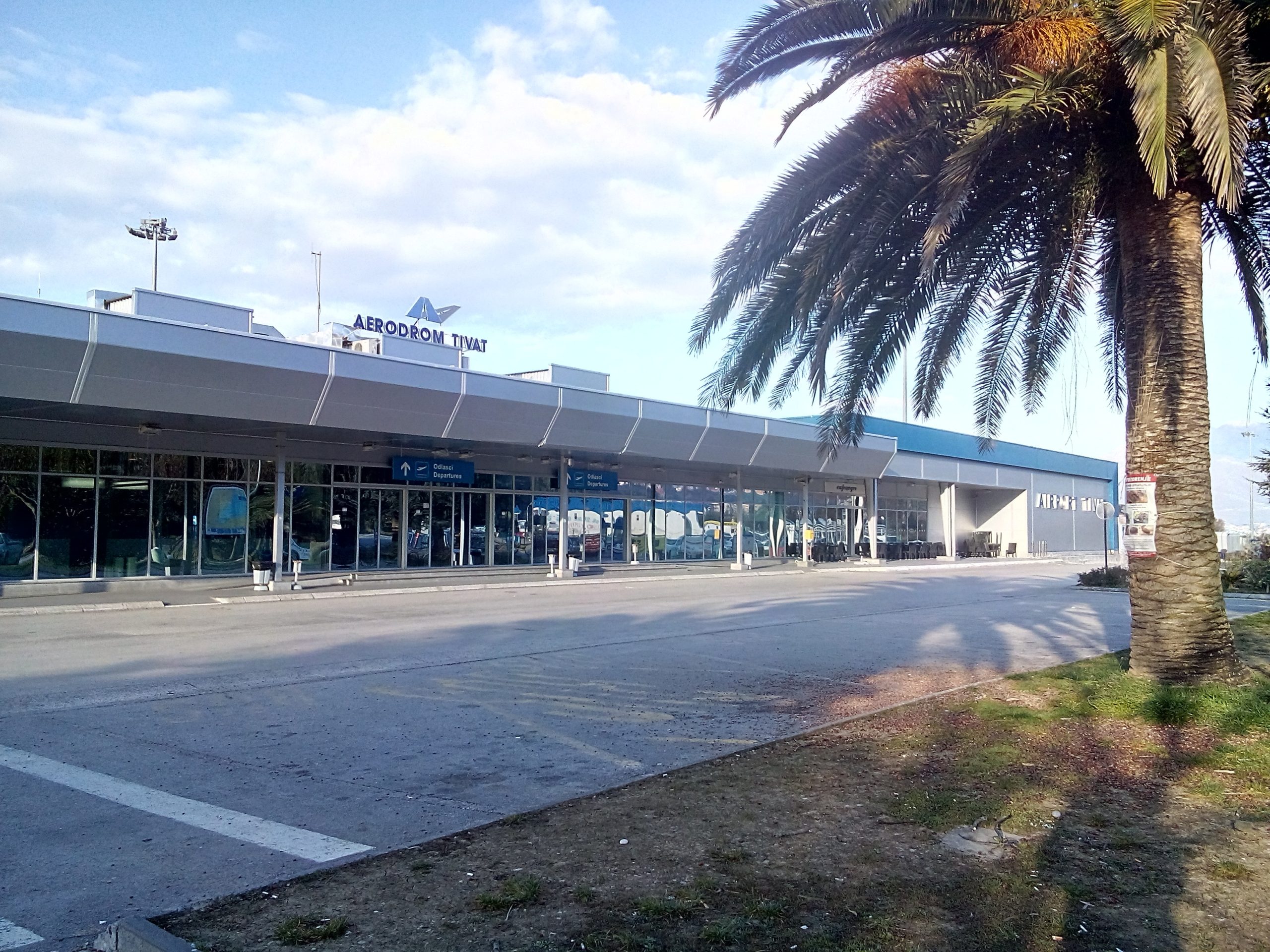 Karadağ Airport Transfer ile Konforlu ve Güvenli Ulaşım Rehberi